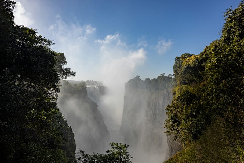Discover Victoria Falls | one of 7 wonders of the world
